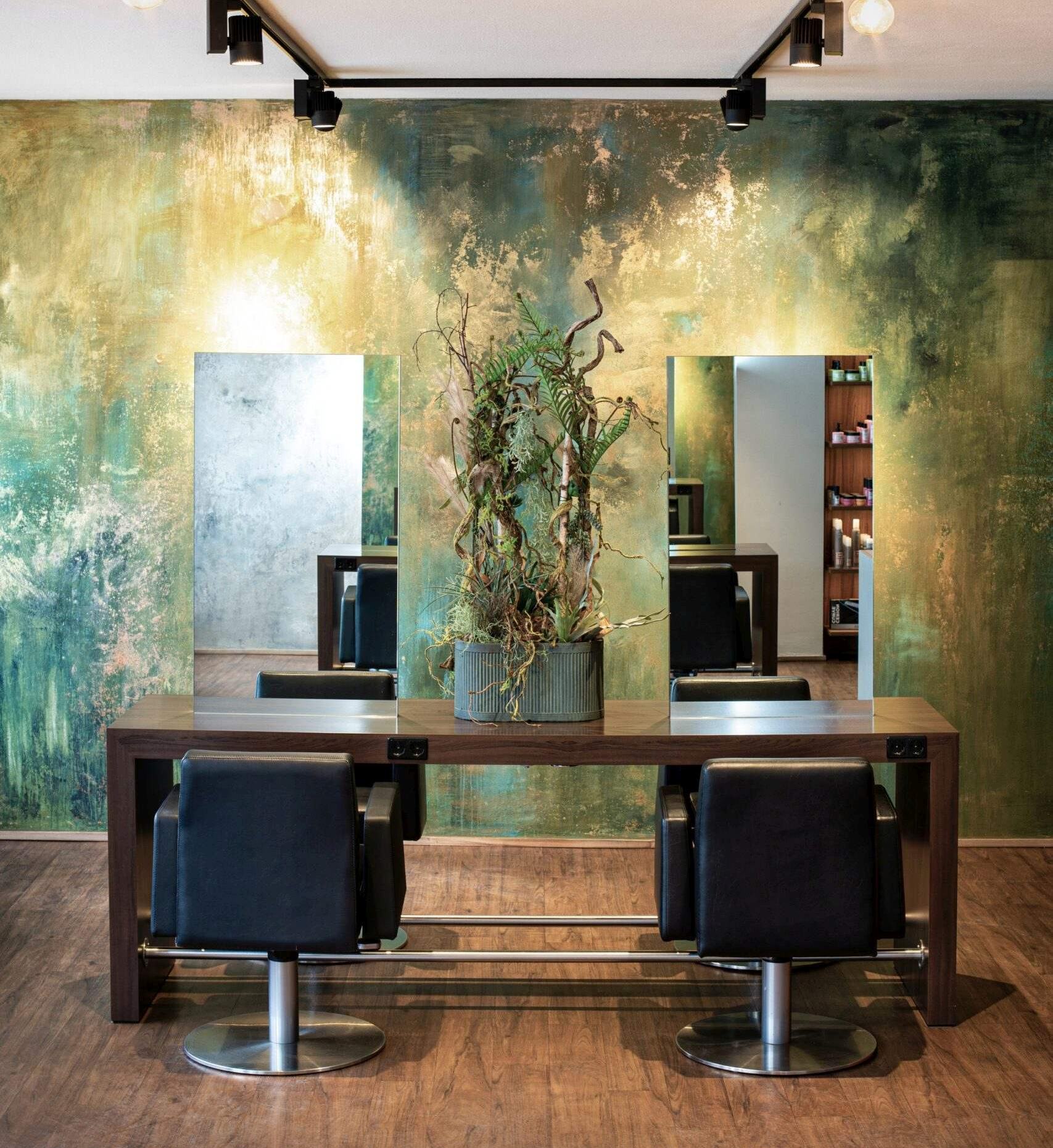 Cut & Color Haarmode Nürnberg